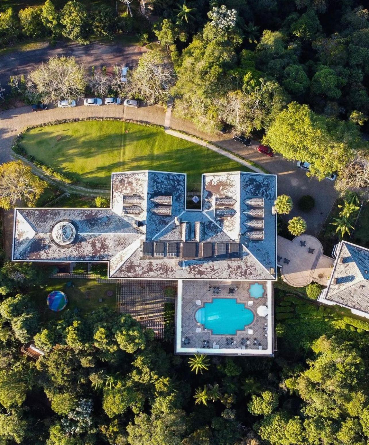 Aroso Paco Hotel Педра-Азул Екстер'єр фото Aerial view of the house