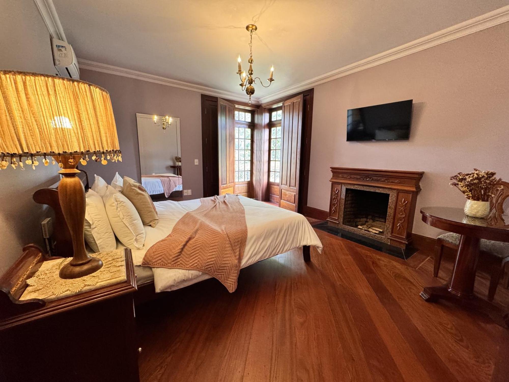 Aroso Paco Hotel Педра-Азул Екстер'єр фото A room at the hotel