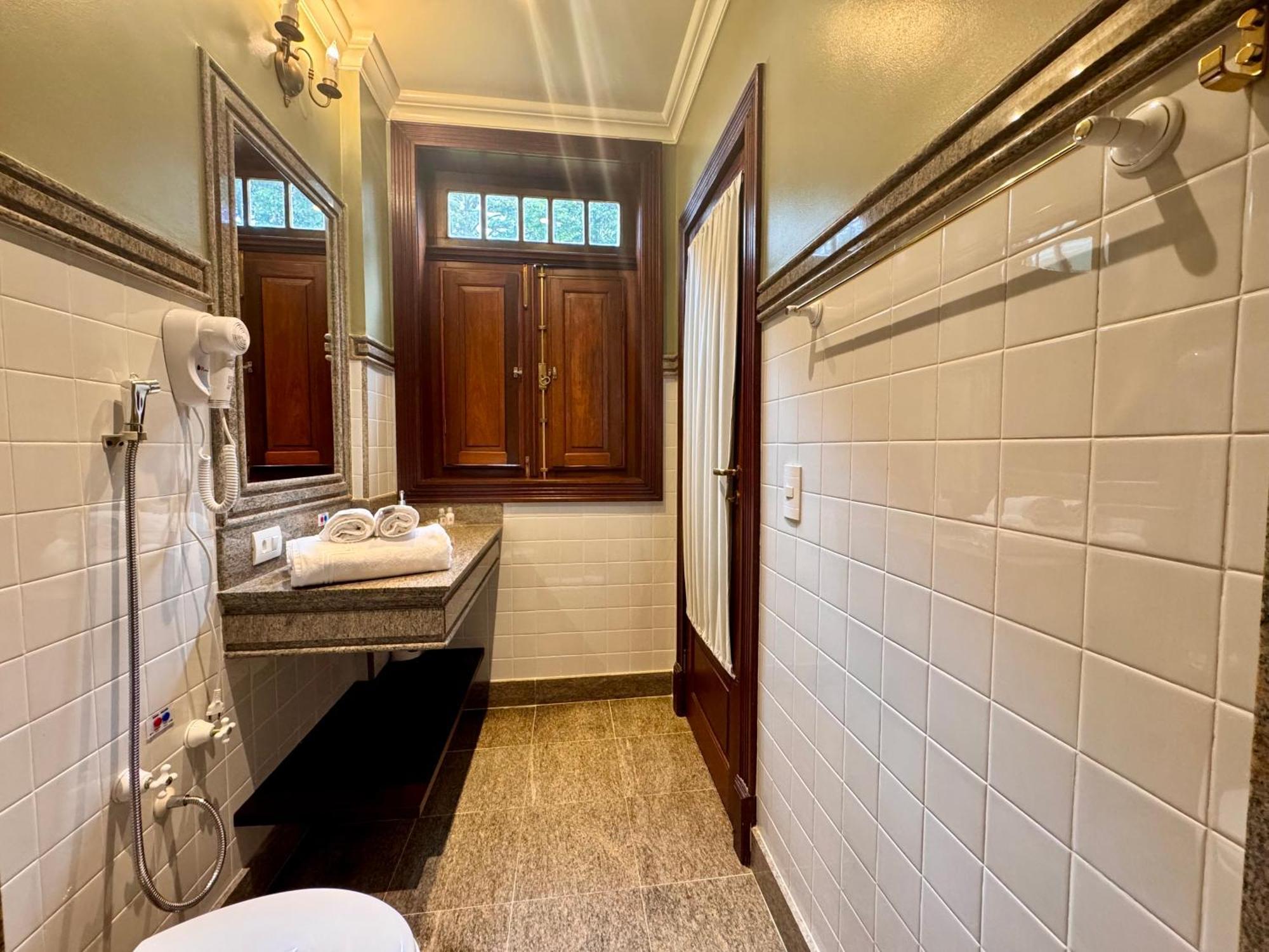 Aroso Paco Hotel Педра-Азул Екстер'єр фото Bathroom