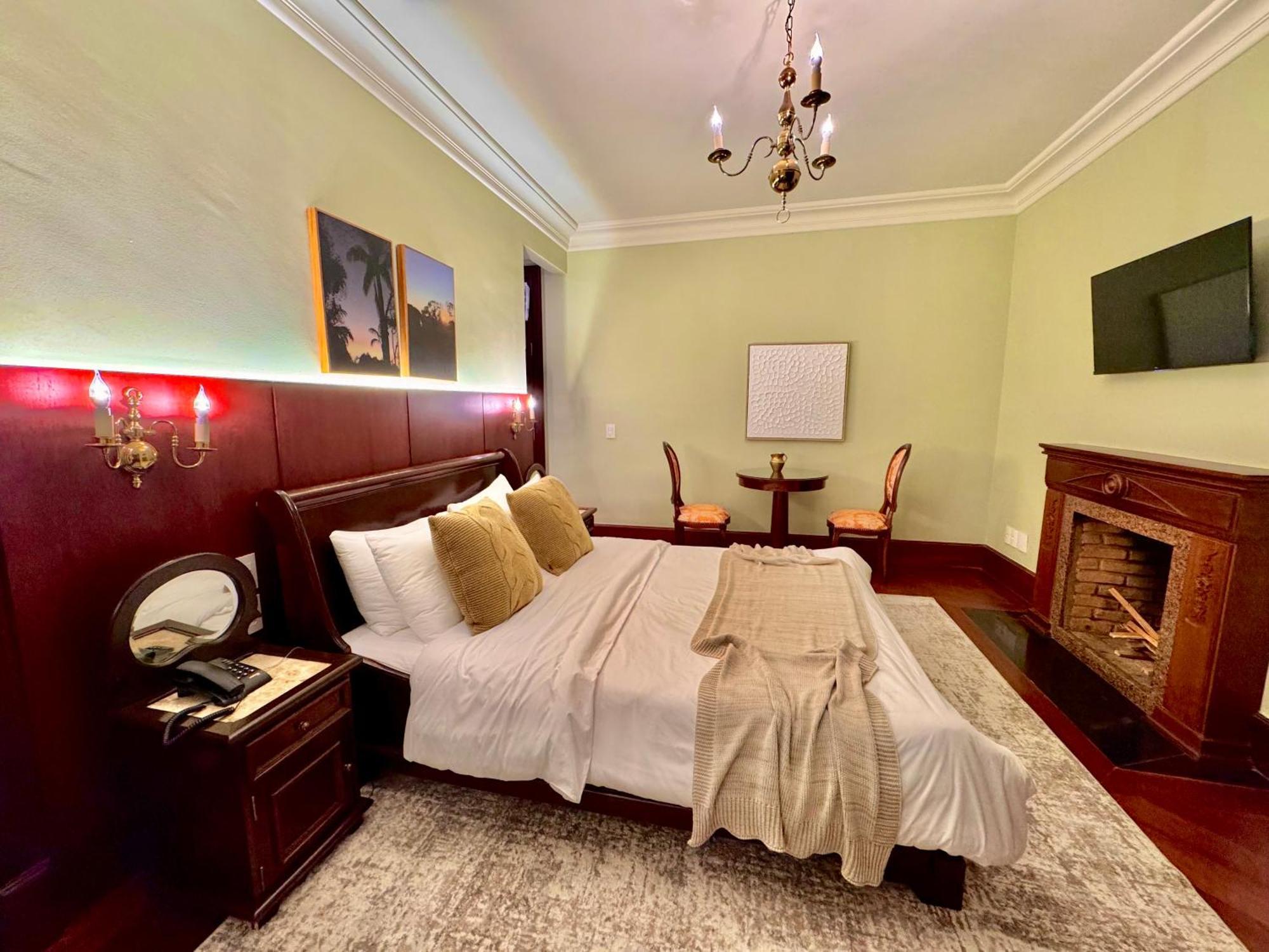 Aroso Paco Hotel Педра-Азул Екстер'єр фото